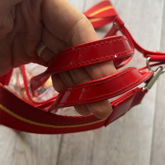 Brighton clear vintage tote combo bag red clear gold comes with makeup bag - Picture 8 of 13